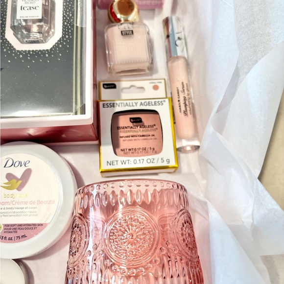 Pink Victoria’s Secret Tease Gift Set Self Care Bundle 12+ Pc Beauty Spa Box - Picture 5 of 6